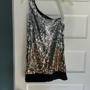 Gold/silver guess one shoulder top sequin